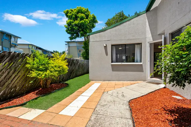 Sixth view of Homely unit listing, 1/30 Vincent Street, Indooroopilly QLD 4068