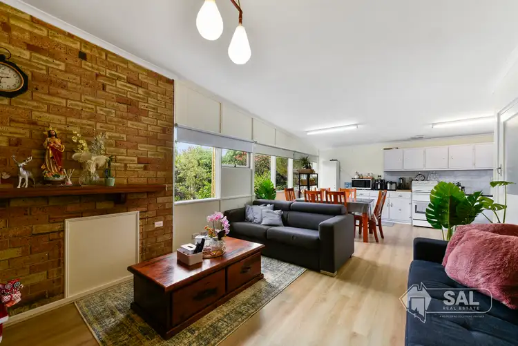 Second view of Homely house listing, 8 Dunn Street, Bordertown SA 5268