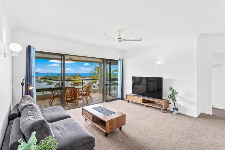 26/2 Eshelby Drive, Cannonvale QLD 4802