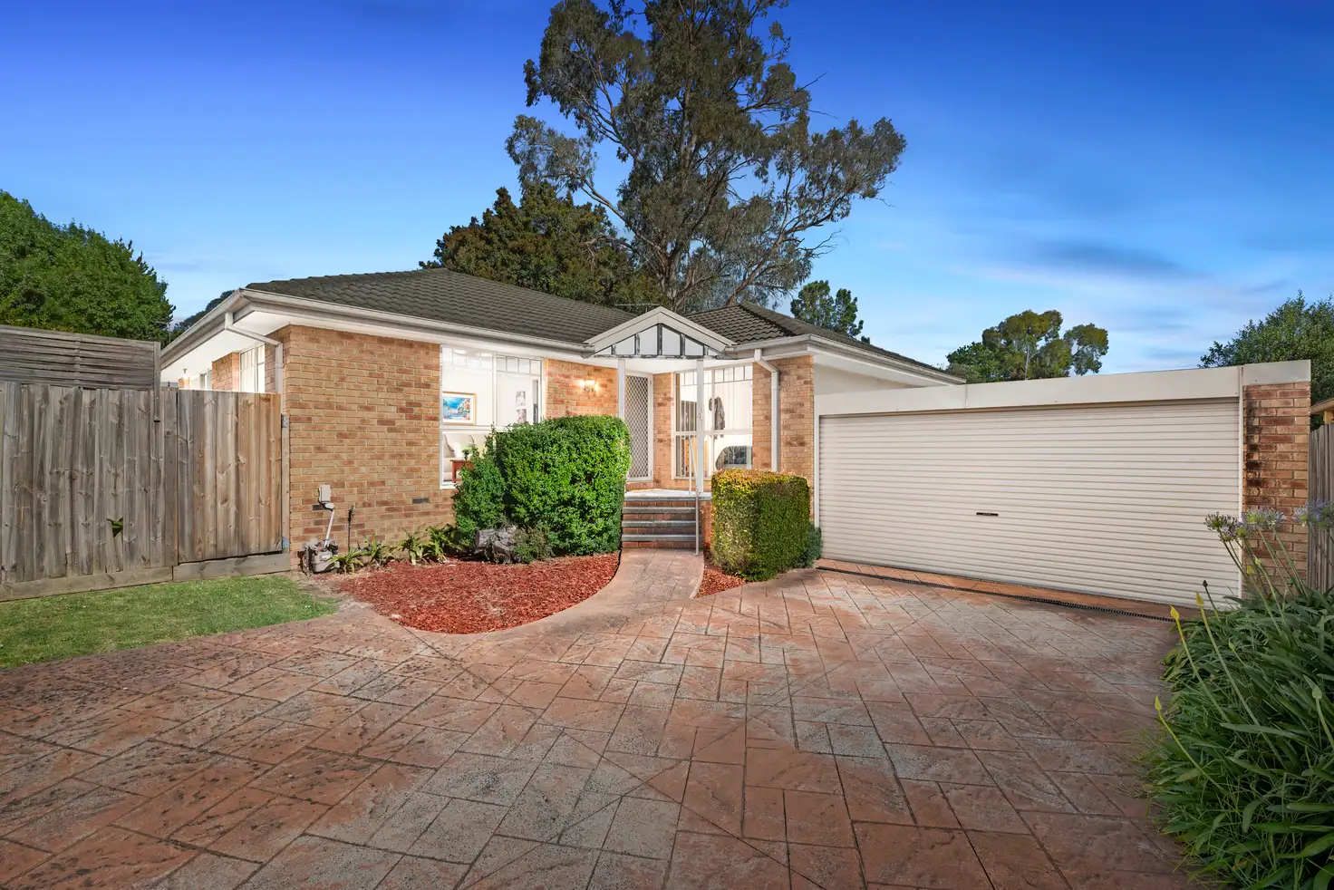 Main view of Homely unit listing, 4/2E George Street, Ferntree Gully VIC 3156