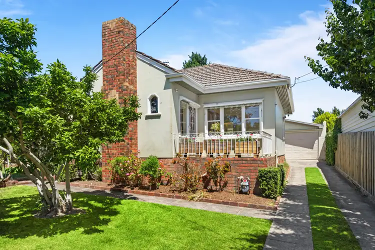 25 Windsor Avenue, Mount Waverley VIC 3149