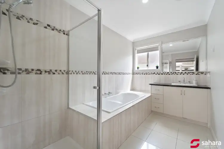 Sixth view of Homely house listing, 38 Burrora way, Craigieburn VIC 3064