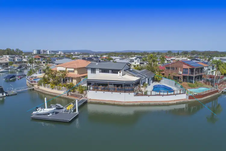 8 Lobster Pot Place, Runaway Bay QLD 4216