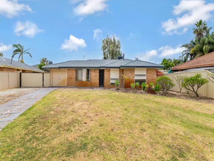 Second view of Homely house listing, 11 Lancelot Close, Camillo WA 6111