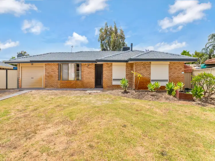 Third view of Homely house listing, 11 Lancelot Close, Camillo WA 6111