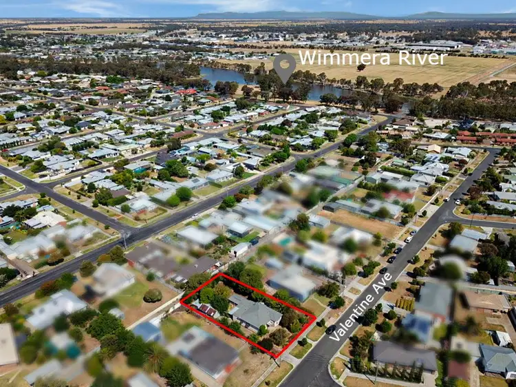 14 Valentine Avenue, Horsham VIC 3400