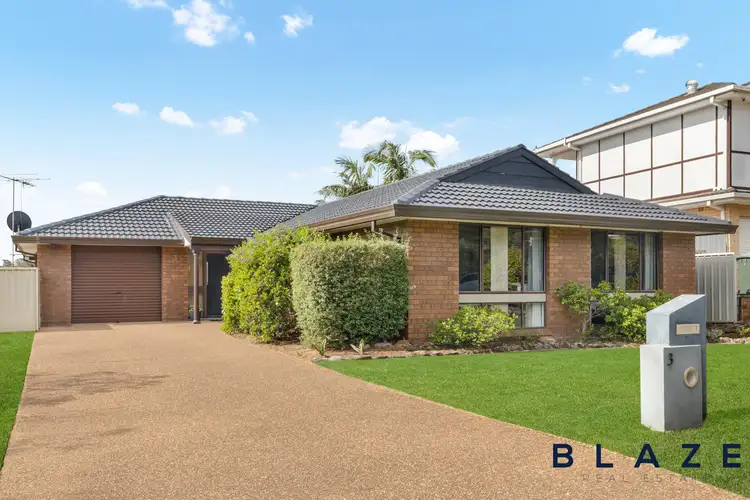 3 Diamontina Avenue, Kearns NSW 2558