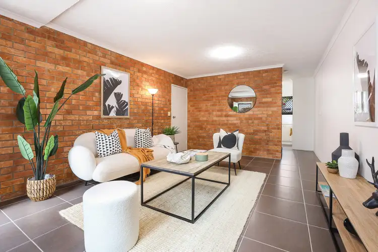 2/157 Frank Street, Labrador QLD 4215
