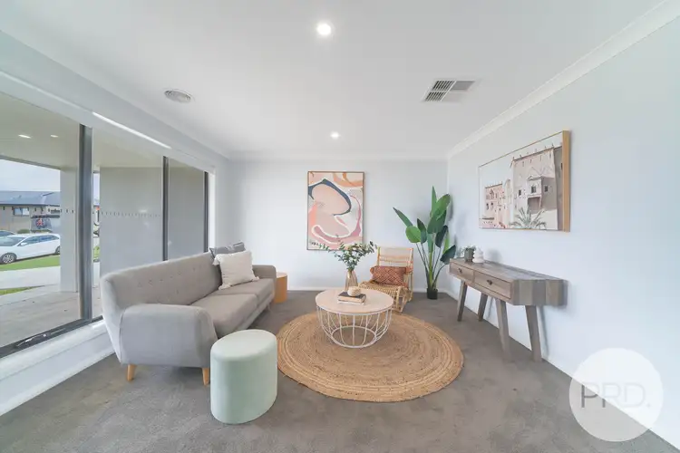 Second view of Homely house listing, 4 Fenner Drive, Lloyd NSW 2650