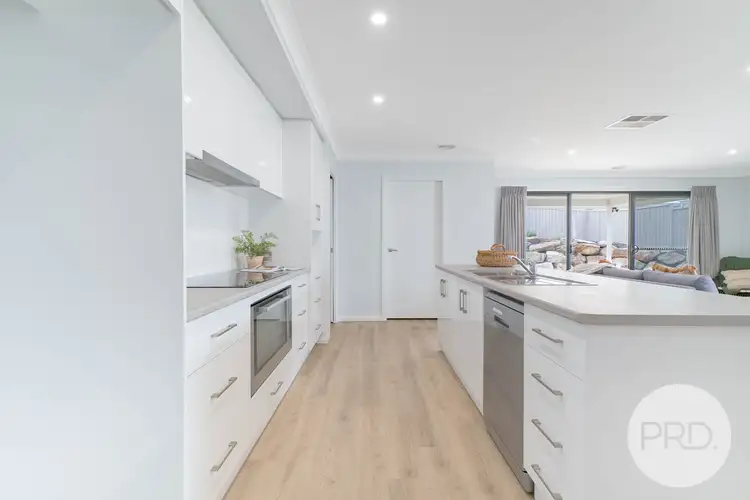 Sixth view of Homely house listing, 4 Fenner Drive, Lloyd NSW 2650