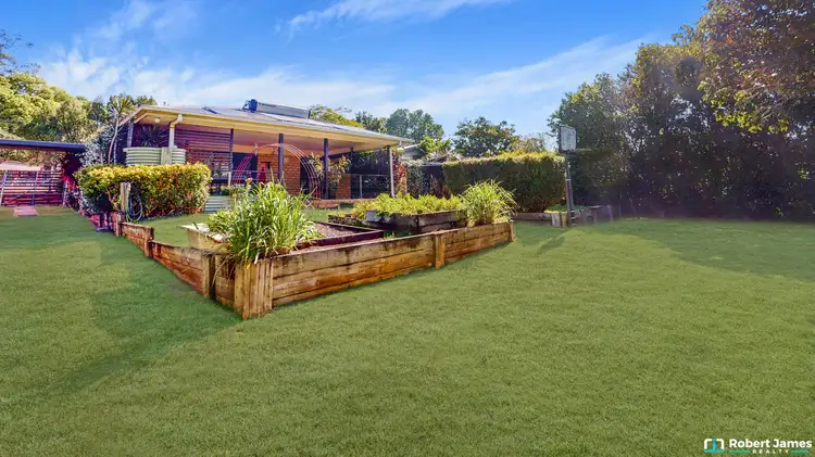 13 Sandy Street, Pomona QLD 4568