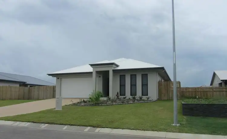 52 Beach Oak Drive, Mount Low QLD 4818