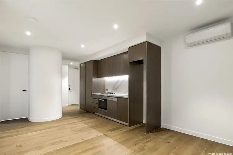 Third view of Homely apartment listing, 809/77 Queens Road, Melbourne VIC 3004