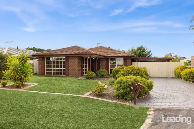 6 Eton Close, Sunbury VIC 3429