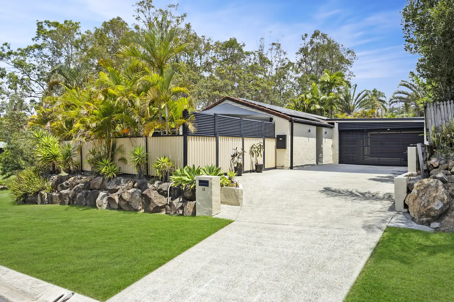 Main view of Homely house listing, 10 Orlando Court, Highland Park QLD 4211