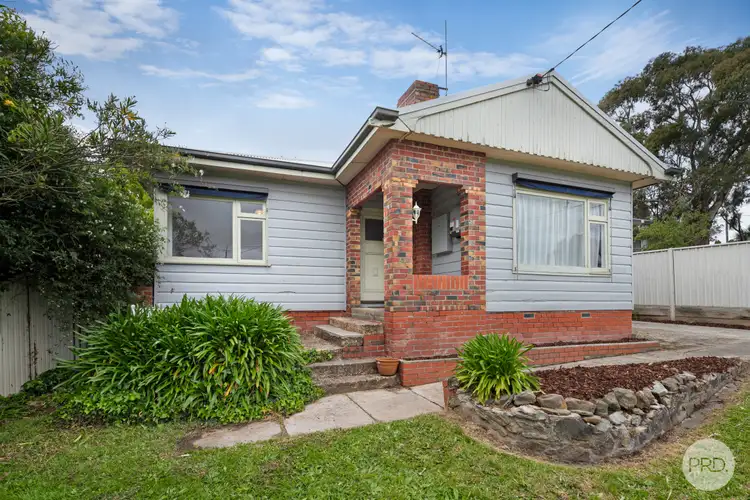 302 Elsworth Street West, Mount Pleasant VIC 3350