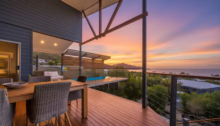 33 Blackcurrant Drive, Hideaway Bay QLD 4800