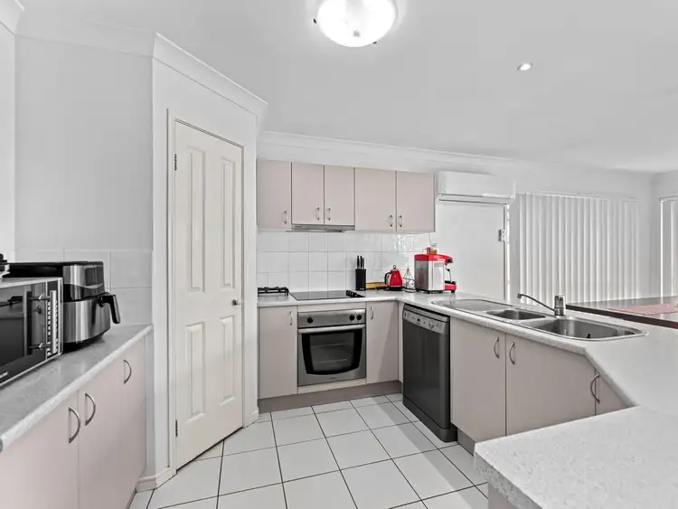 Second view of Homely house listing, 19 Walter Court, Leichhardt QLD 4305