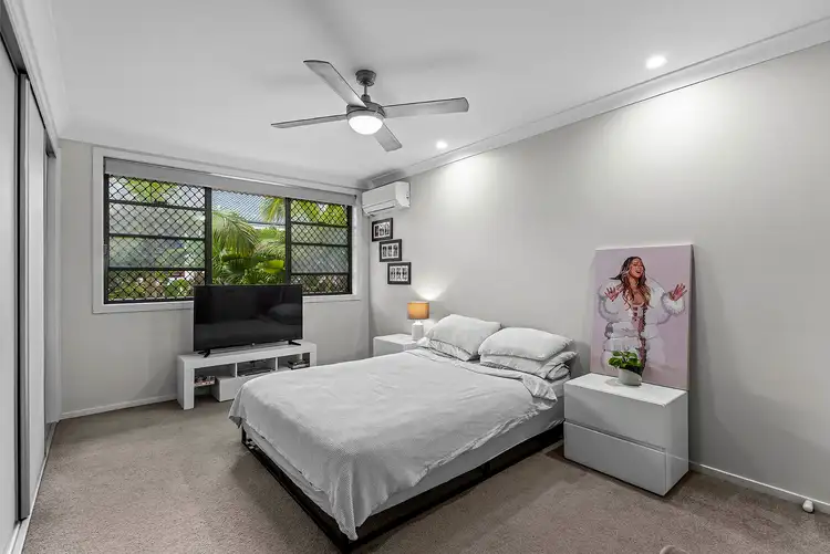 Sixth view of Homely unit listing, 2/71 Minnie Street, Southport QLD 4215
