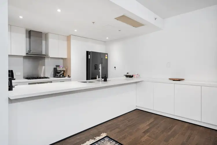 Fourth view of Homely apartment listing, 5/19 Queens Road, Melbourne VIC 3004