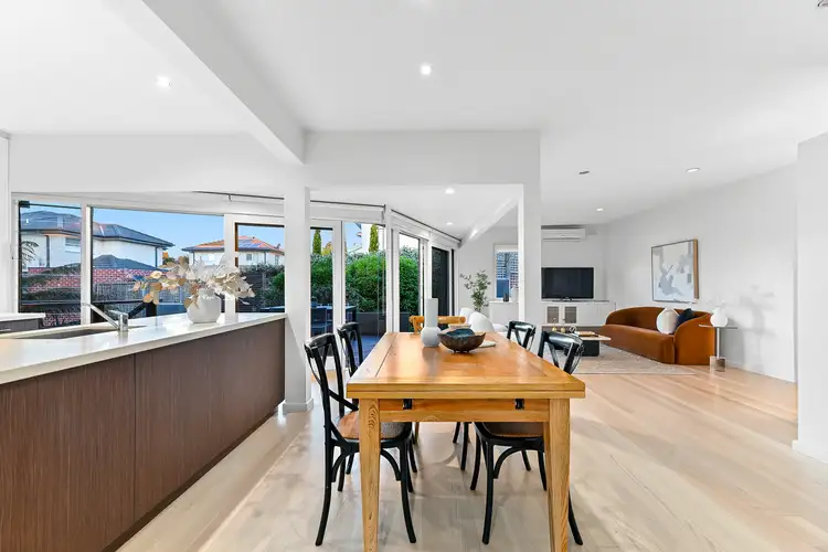 Fifth view of Homely house listing, 4 Newbury Court, Ashwood VIC 3147