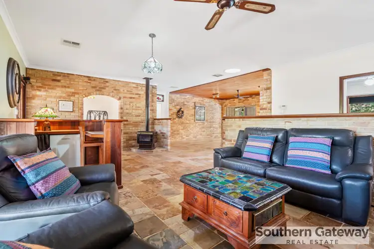 Fifth view of Homely house listing, 1 Coachman Court, Wellard WA 6170