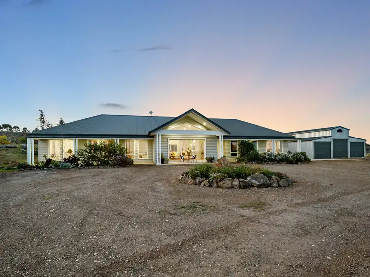 88 Paces Lane, Rowsley VIC 3340