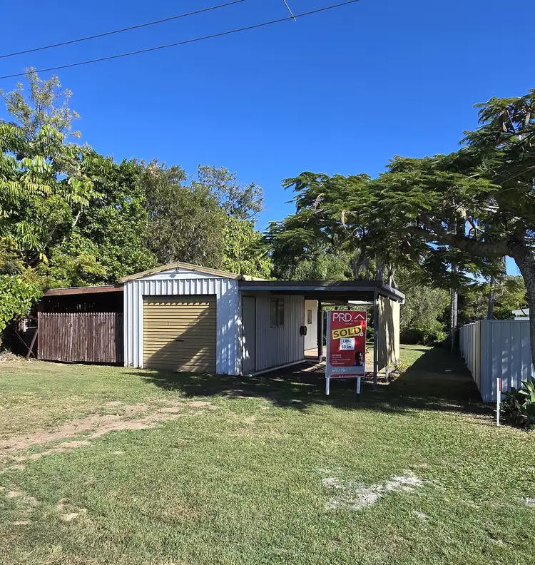 1A Howard Street, Urangan QLD 4655