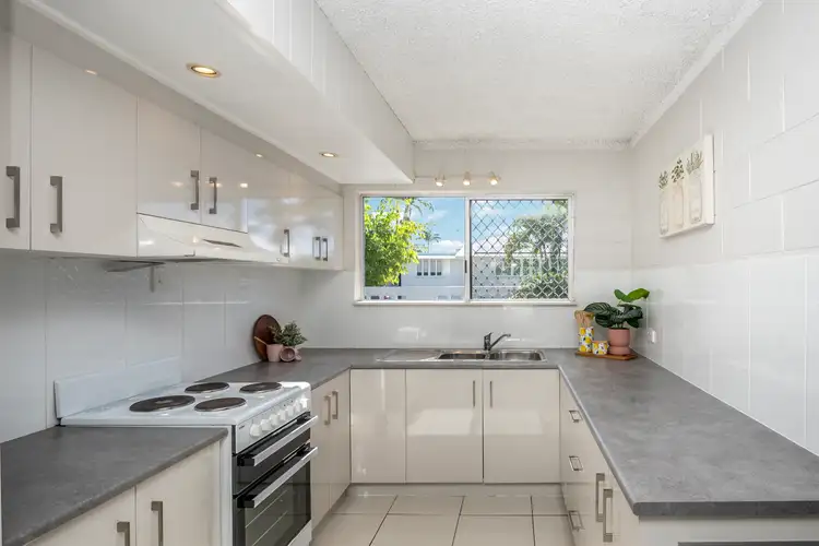 8/3 Soule Street, Hermit Park QLD 4812