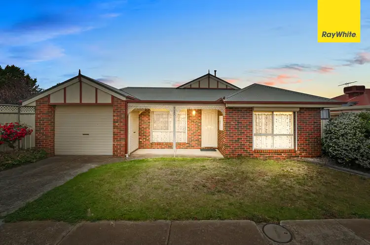 2/308 Centenary Ave, Harkness VIC 3337