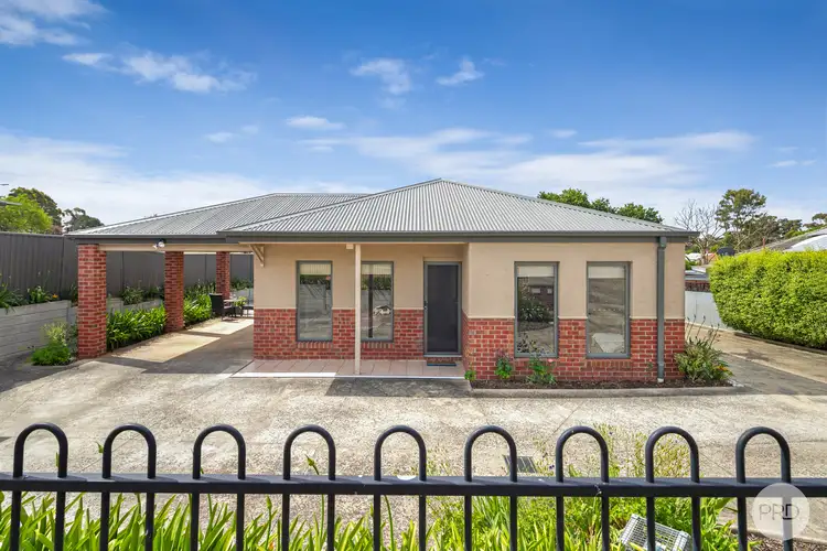 1/37 Victoria Street, Creswick VIC 3363