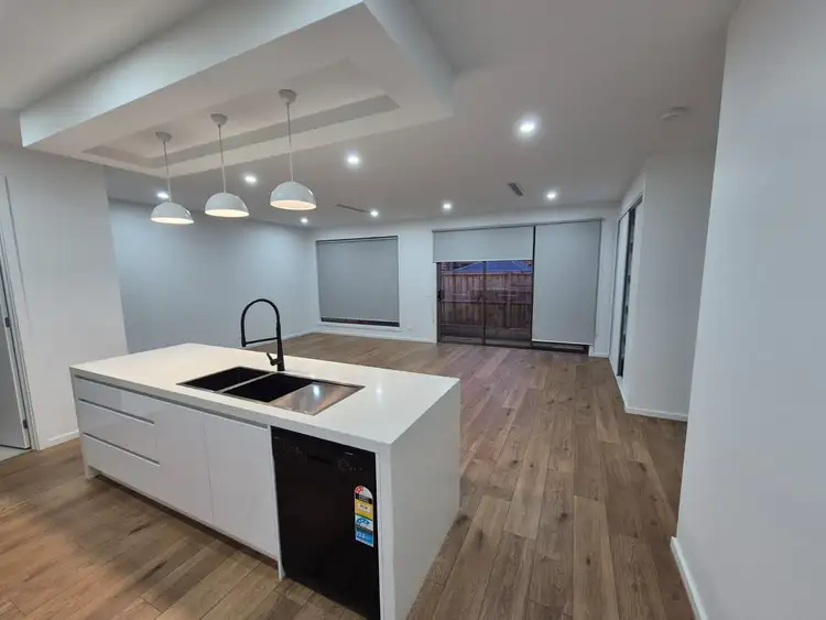 13 Swanmore Road, Donnybrook VIC 3064