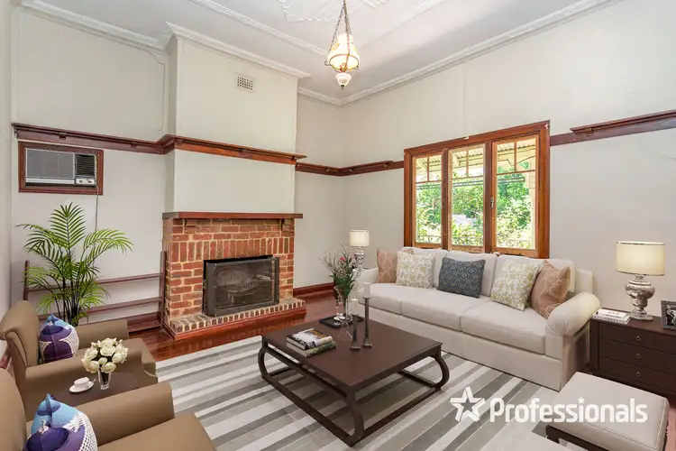 102 Fifth Road, Armadale WA 6112