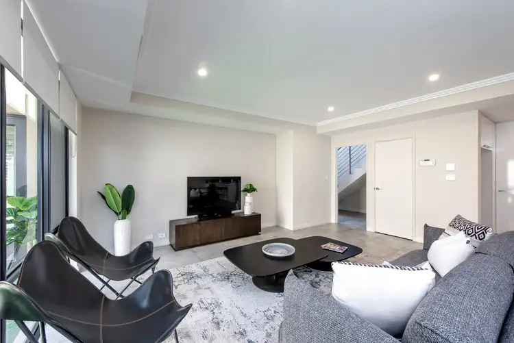 Fourth view of Homely house listing, 6 Edinboro Place, Joondanna WA 6060