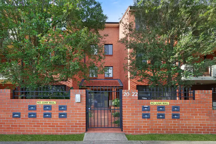 20-22 Melvin Street
