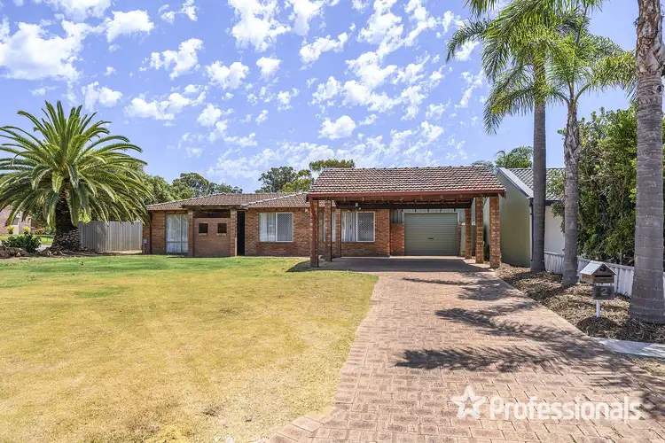 Second view of Homely house listing, 2 Sheen Court, Kingsley WA 6026
