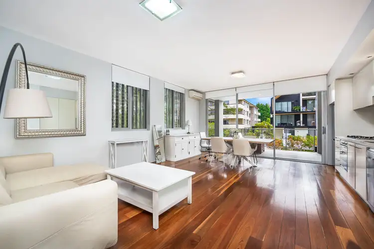 Main view of Homely unit listing, 4/64 Penkivil Street, Bondi NSW 2026