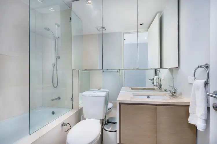 Fifth view of Homely unit listing, 4/64 Penkivil Street, Bondi NSW 2026