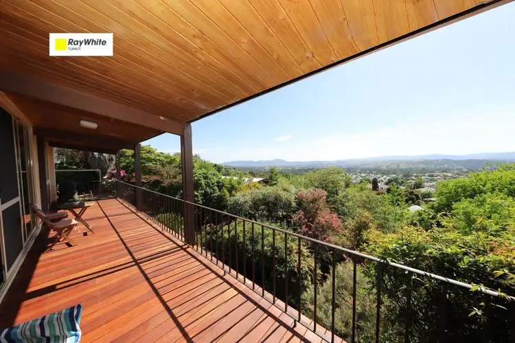 68 Dalhunty Street, Tumut NSW 2720