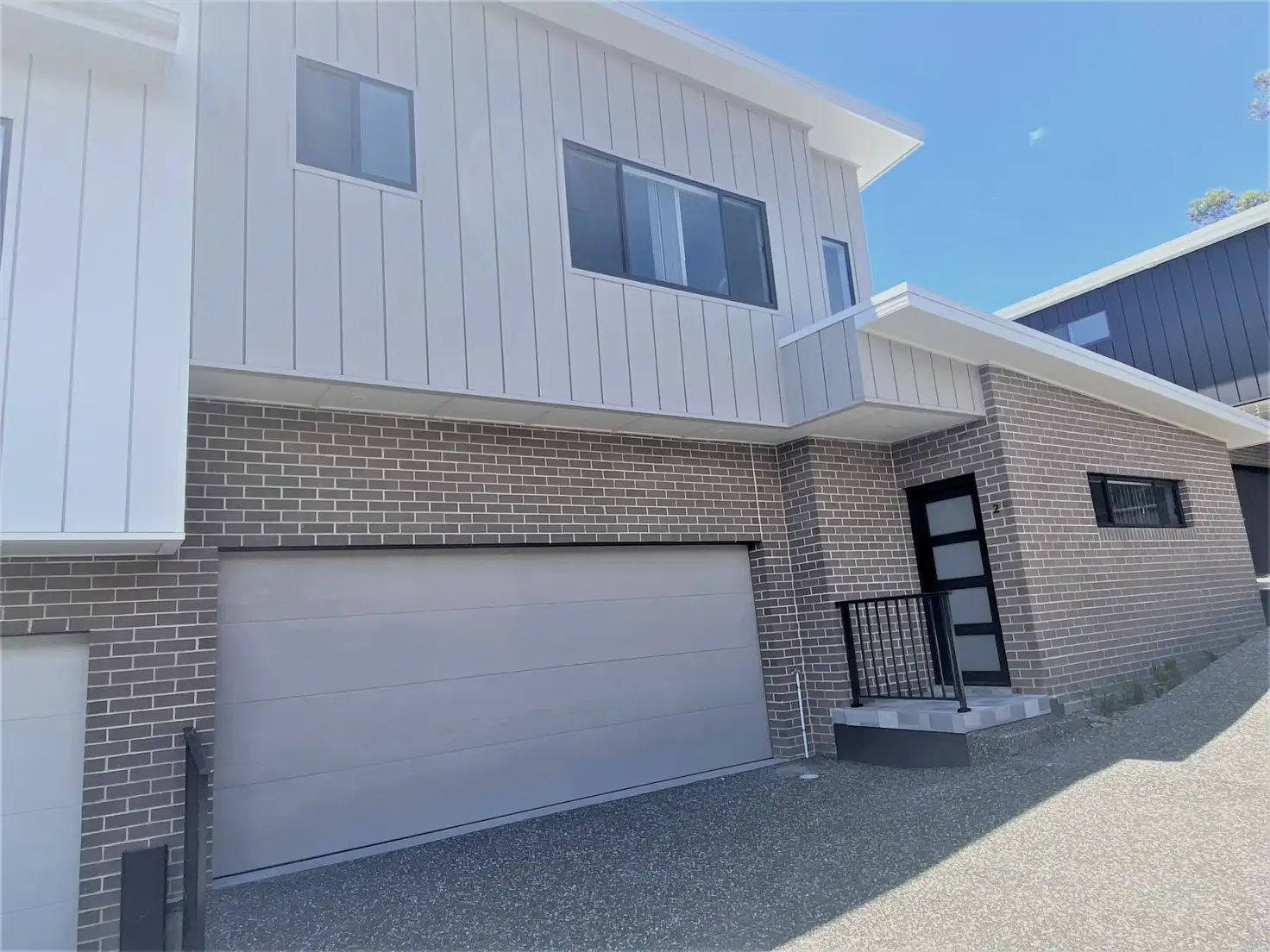 Main view of Homely townhouse listing, 2/126 Lake Entrance Rd, Oak Flats NSW 2529