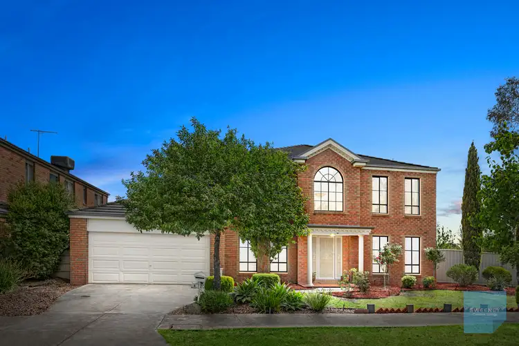 6 Earlswood Close, Caroline Springs VIC 3023