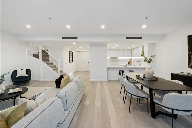 2401/163 City Road, Southbank VIC 3006