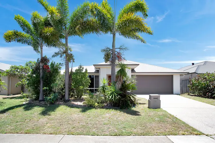 54 Whitehaven Drive, Blacks Beach QLD 4740