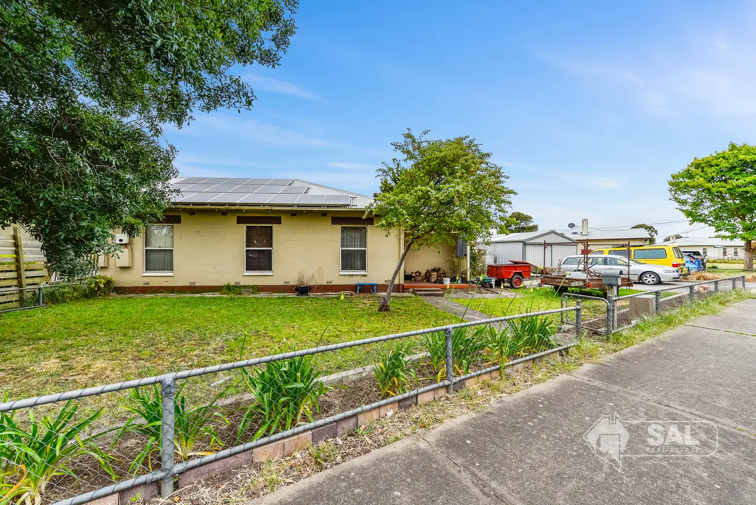 Main view of Homely semi-detached listing, 19 Pressey, Mount Gambier SA 5290