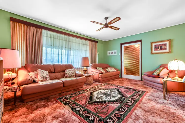 Second view of Homely house listing, 2 Grosvenor Avenue, Mulgrave VIC 3170