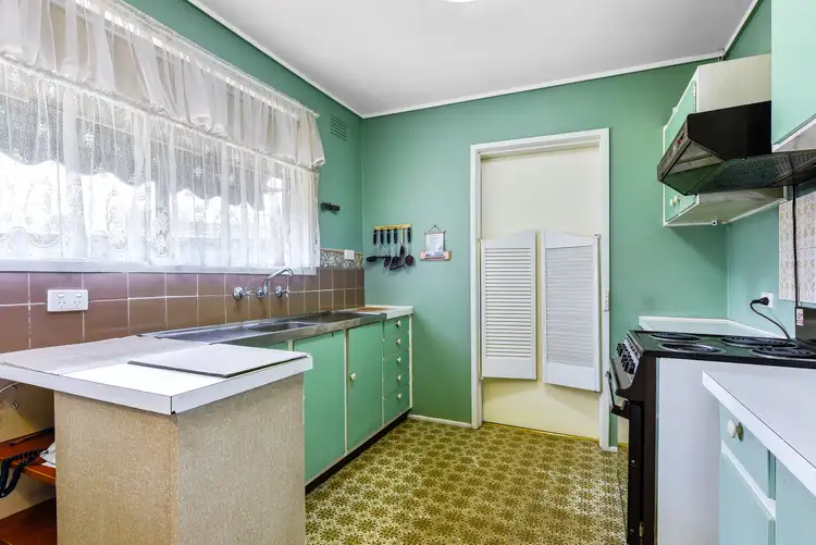 Fourth view of Homely house listing, 2 Grosvenor Avenue, Mulgrave VIC 3170