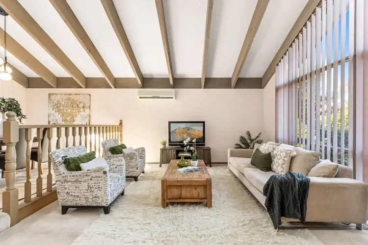 Second view of Homely house listing, 5 Denton Drive, Endeavour Hills VIC 3802
