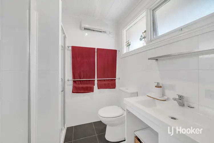 Seventh view of Homely house listing, 25 Linlithgow Way, Melton West VIC 3337