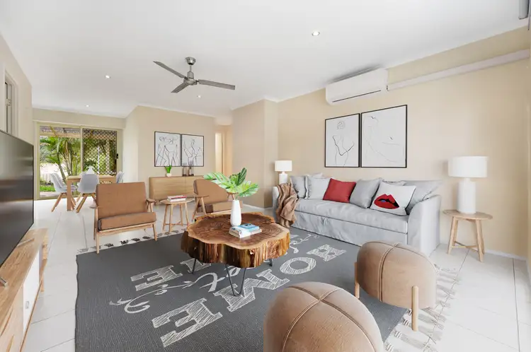 3-7 Fonda Place