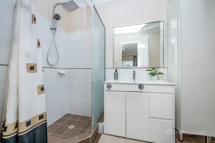 Sixth view of Homely house listing, 2 Brailsford Way, Butler WA 6036